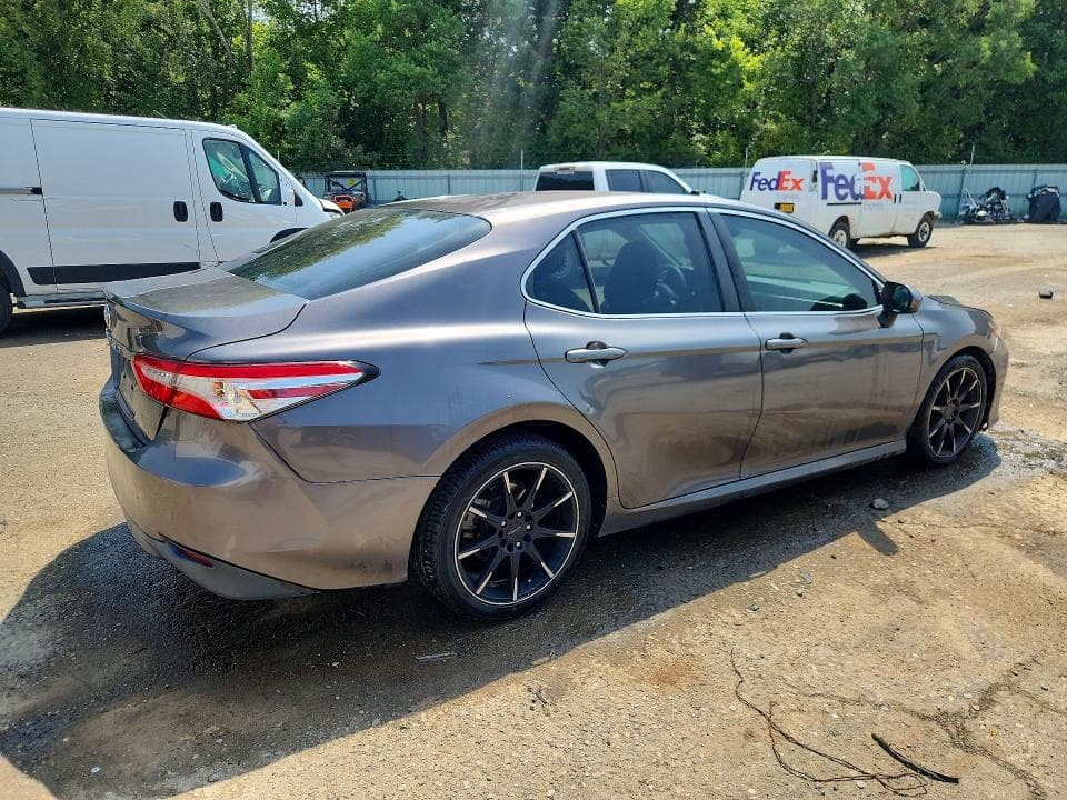 2018 TOYOTA CAMRY L 3