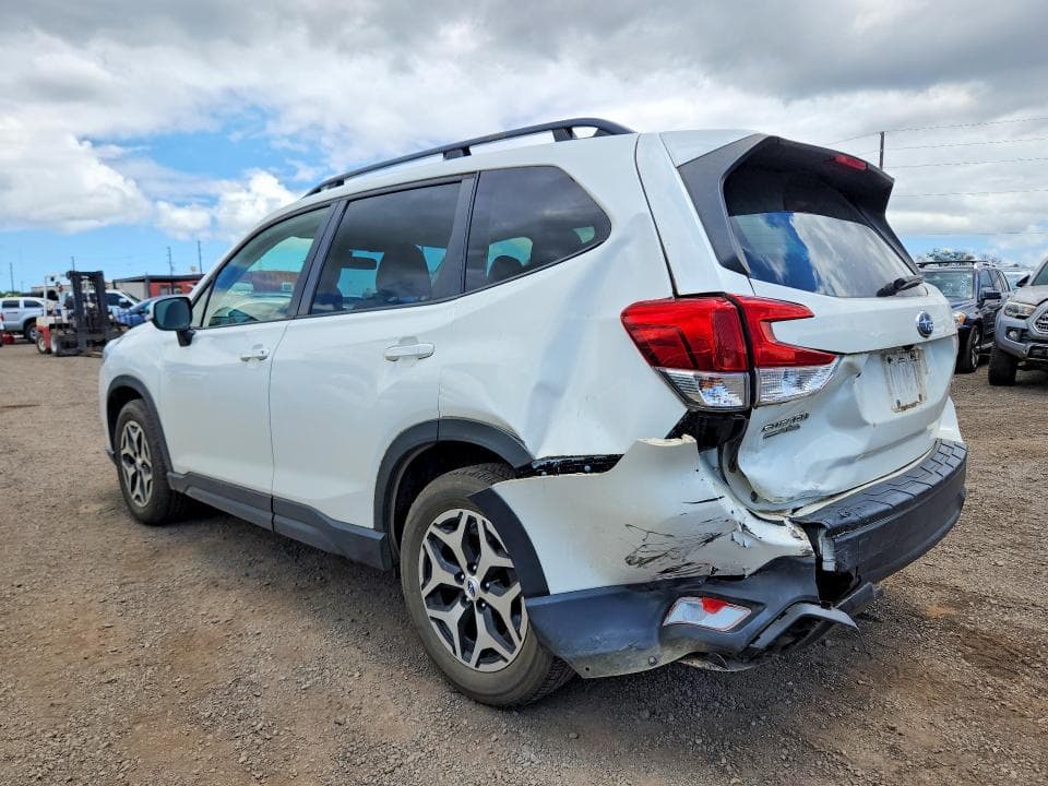 2023 SUBARU FORESTER PREMIUM 2