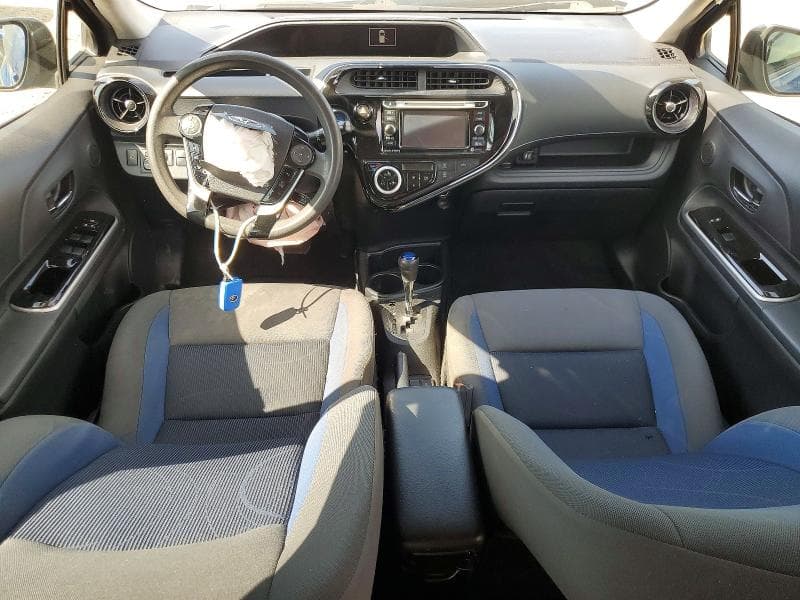 2018 TOYOTA PRIUS C THREE 8