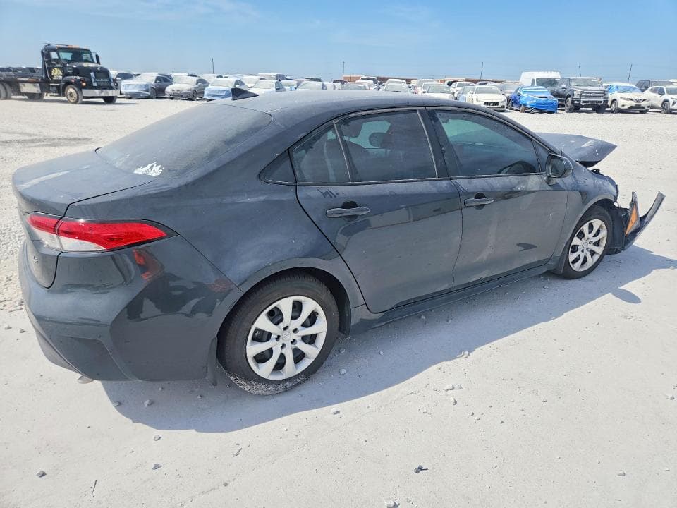 2026 TOYOTA COROLLA LE 3