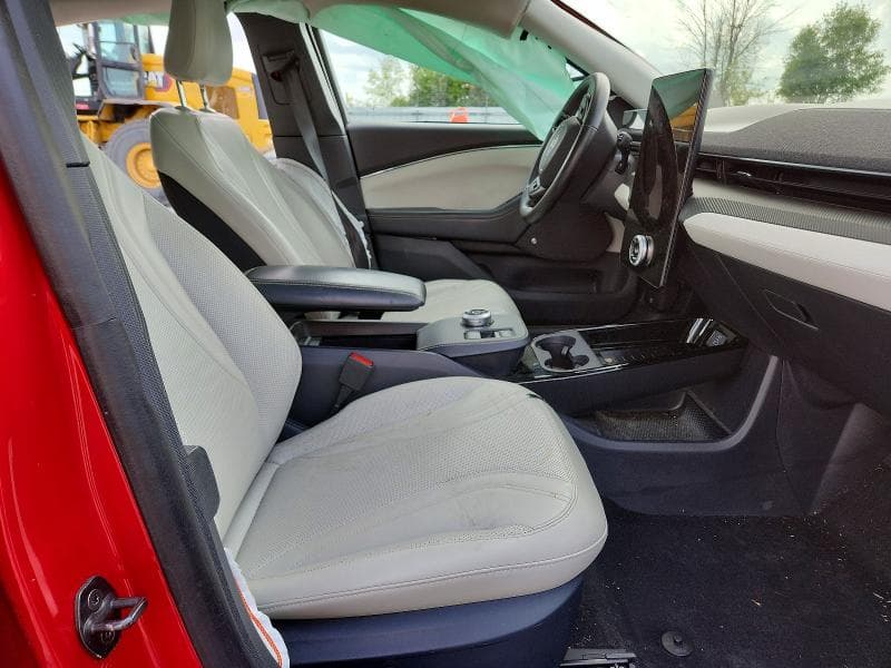 2021 FORD MUSTANG MACH-E PREMIUM 7
