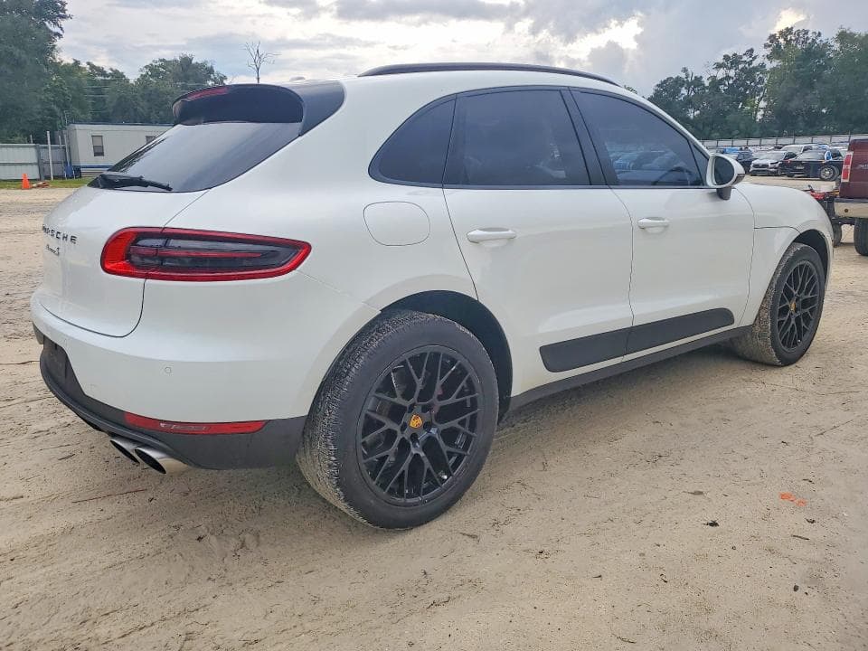 2017 PORSCHE MACAN S 3