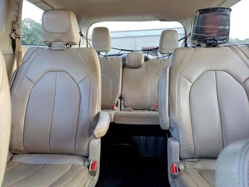 2021 CHRYSLER VOYAGER LXI 10