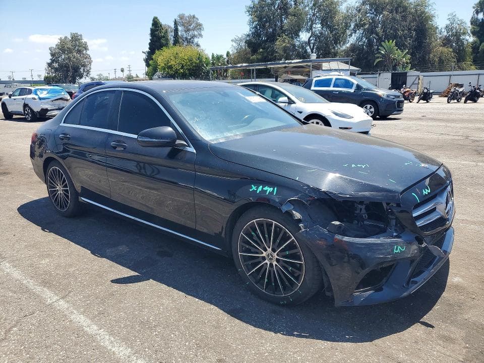 2019 MERCEDES-BENZ C 300 4