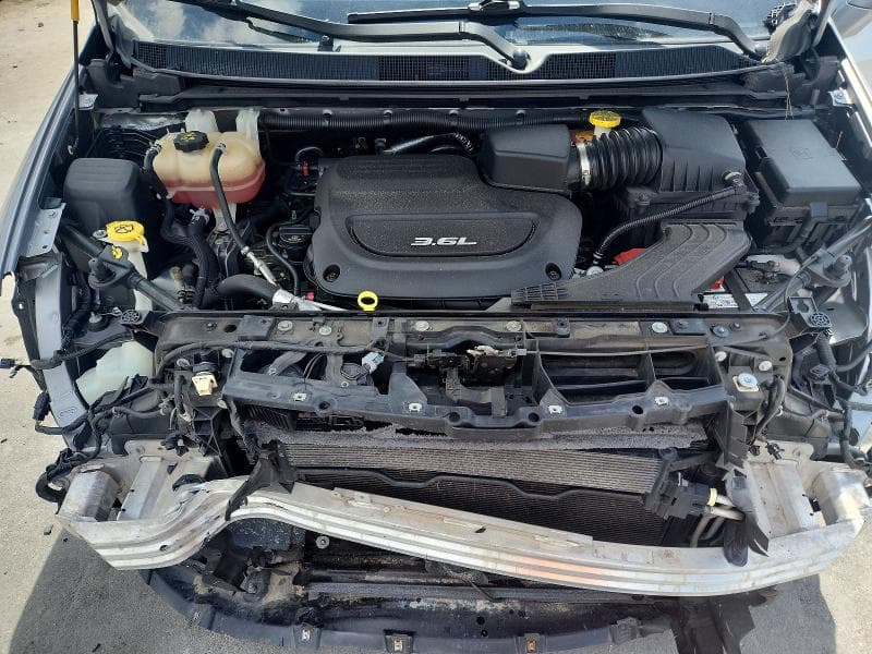 2017 CHRYSLER PACIFICA LIMITED 12