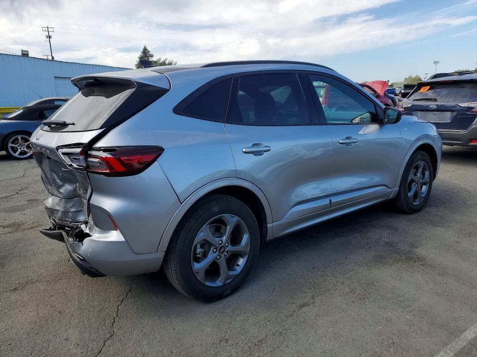 2024 FORD ESCAPE ST LINE 3