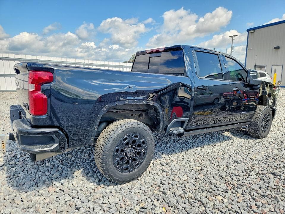 2024 CHEVROLET SILVERADO K2500 HIGH COUNTRY 3