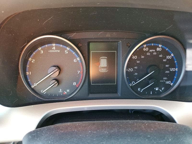 2018 TOYOTA RAV4 LE 9