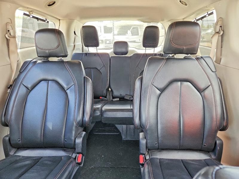 2019 CHRYSLER PACIFICA TOURING L 10