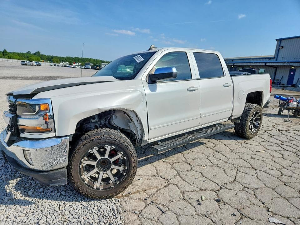 2017 CHEVROLET SILVERADO C1500 LT - 1