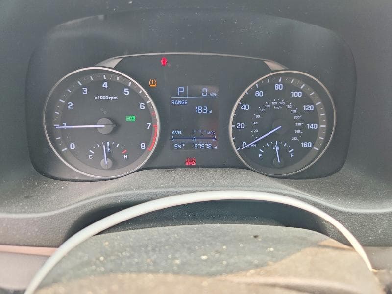 2018 HYUNDAI ELANTRA SE 9