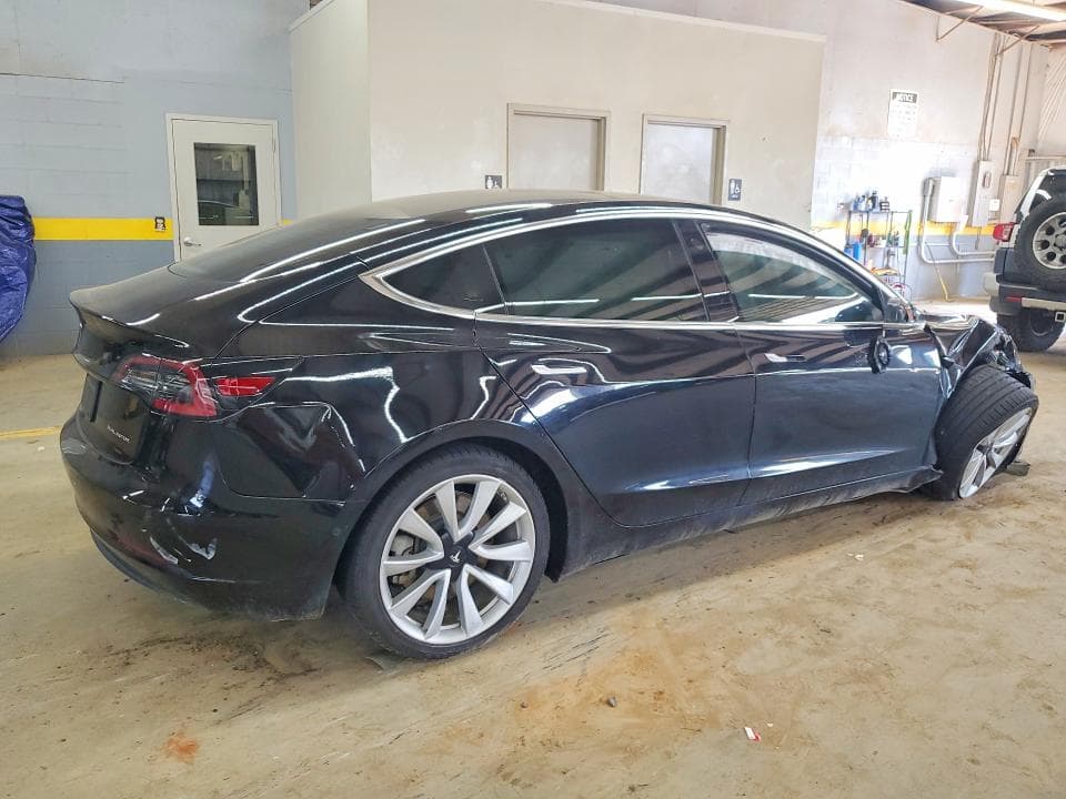 2019 TESLA MODEL 3 3