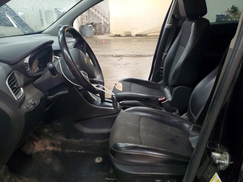 2021 CHEVROLET TRAX 1LT 7