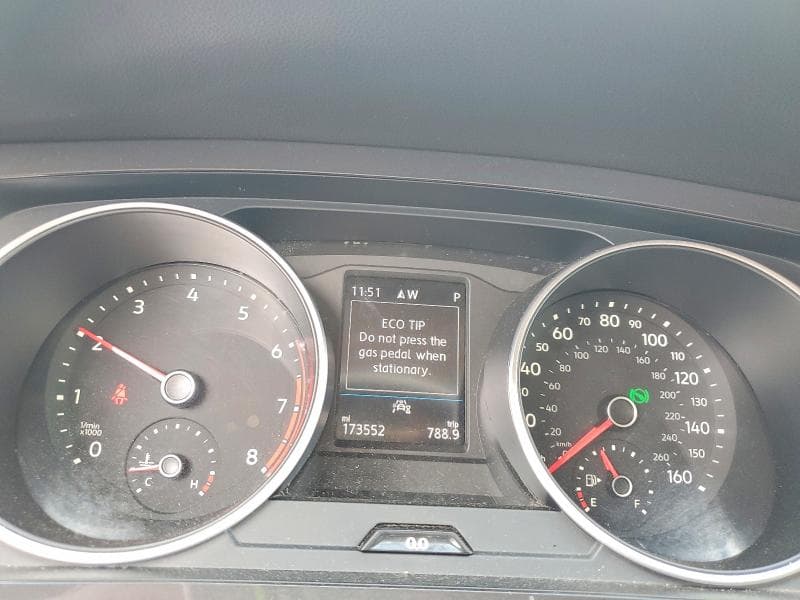 2021 VOLKSWAGEN TIGUAN SE 9