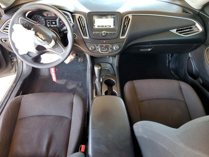 2018 CHEVROLET MALIBU LS 8