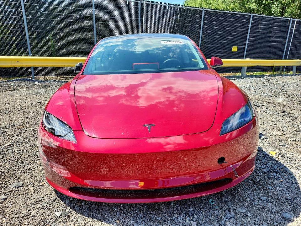 2026 TESLA MODEL 3 5