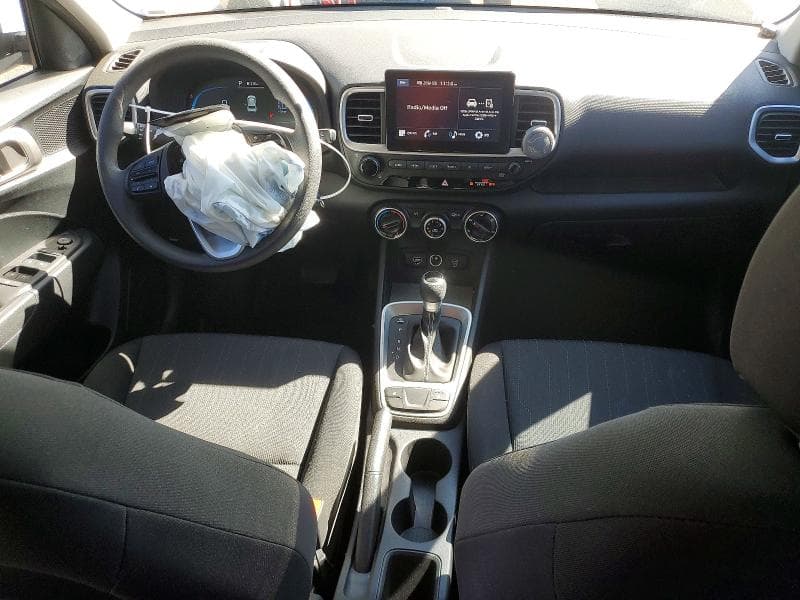 2023 HYUNDAI VENUE SE 8