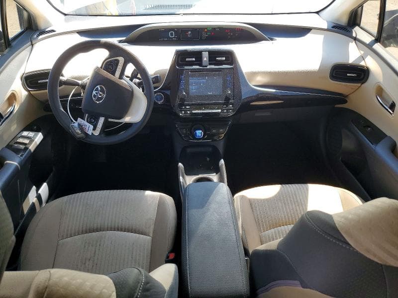 2018 TOYOTA PRIUS TWO 8