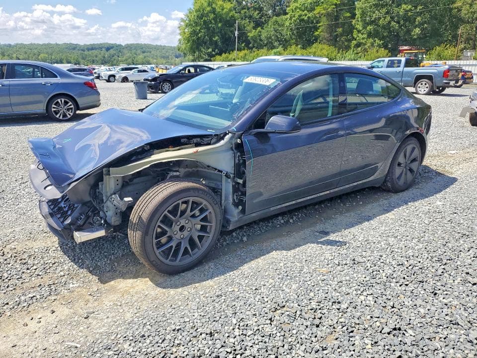 2026 TESLA MODEL 3 - 1