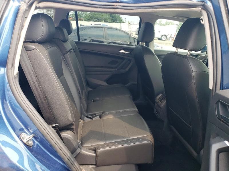 2018 VOLKSWAGEN TIGUAN SE 11