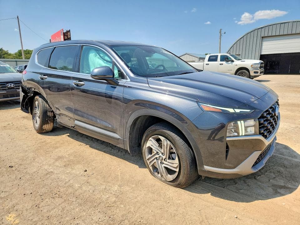 2023 HYUNDAI SANTA FE SE 4