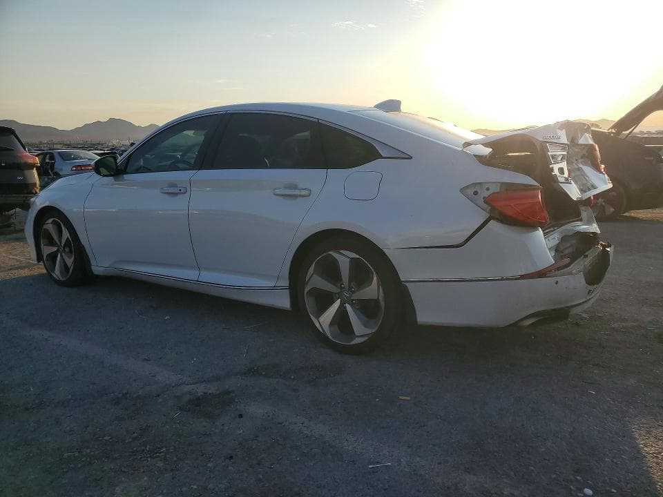 2018 HONDA ACCORD TOURING 2