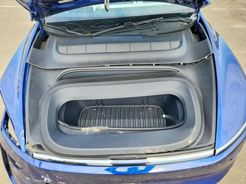 2026 TESLA MODEL Y 11