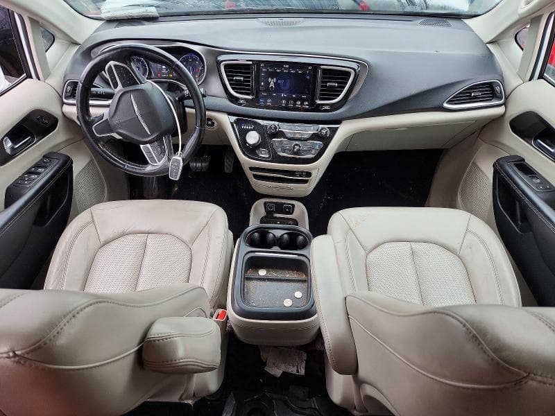 2020 CHRYSLER PACIFICA TOURING L 8