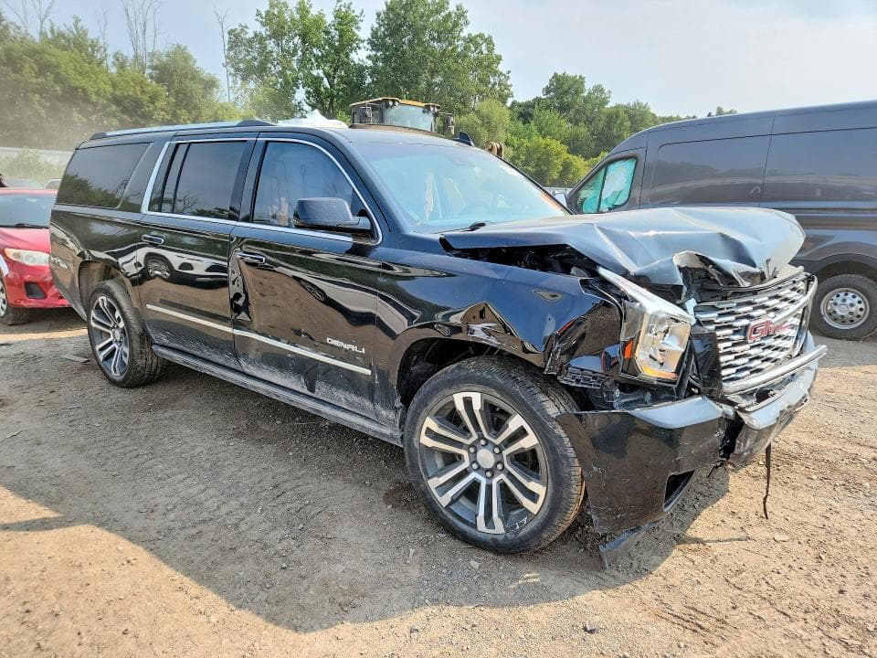 2018 GMC YUKON XL DENALI 4