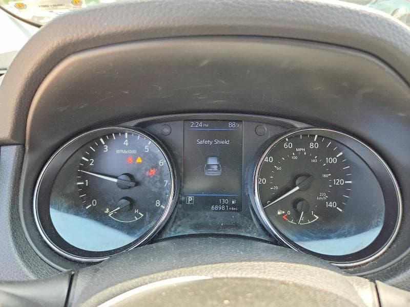 2018 NISSAN ROGUE SV 9