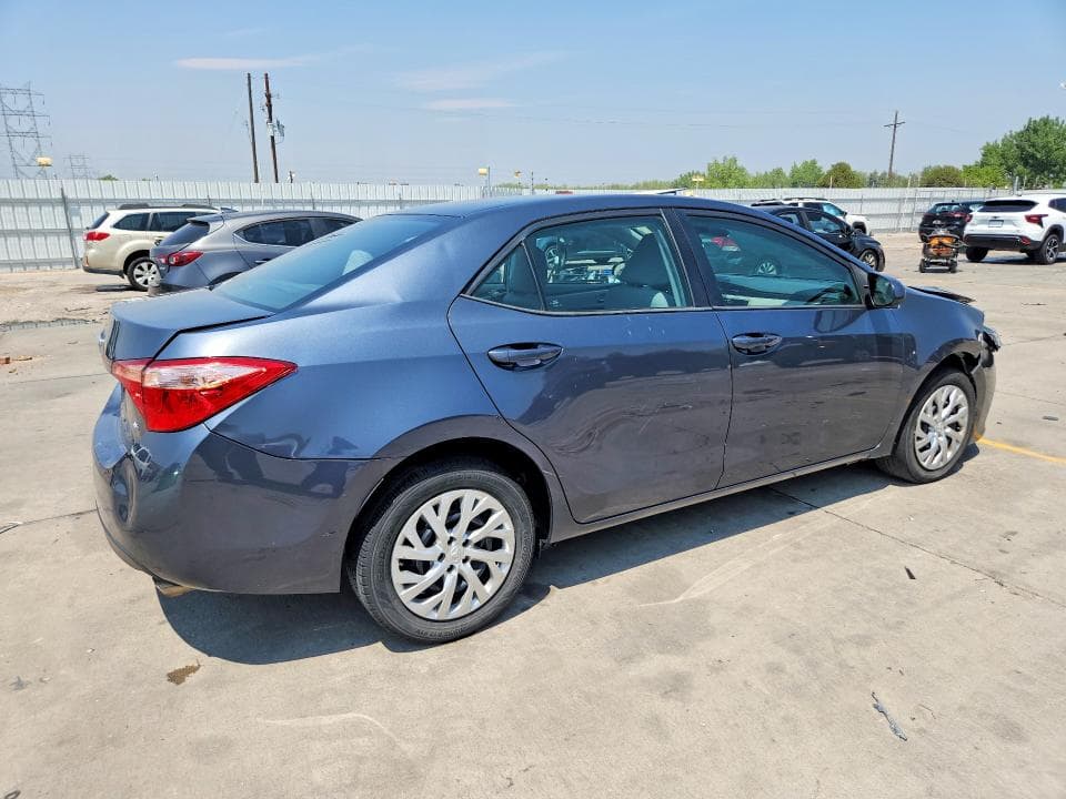 2019 TOYOTA COROLLA LE 3