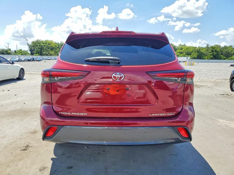 2025 TOYOTA HIGHLANDER LIMITED 6
