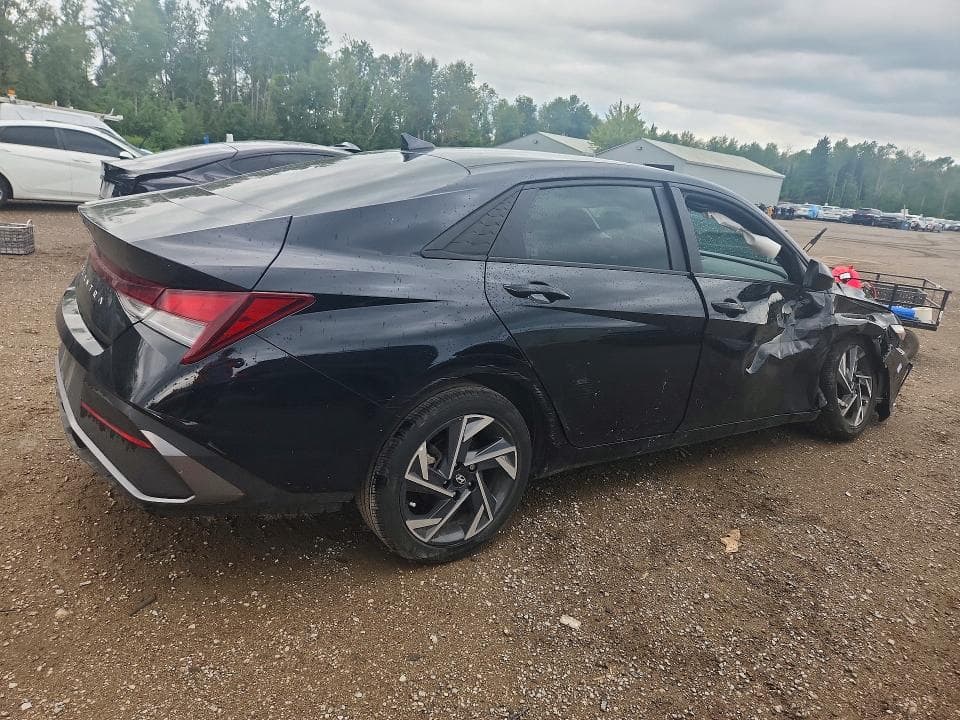 2024 HYUNDAI ELANTRA SEL 3