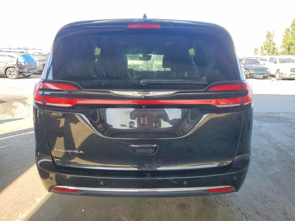 2025 CHRYSLER PACIFICA SELECT 6