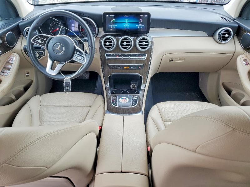 2021 MERCEDES-BENZ GLC 300 8