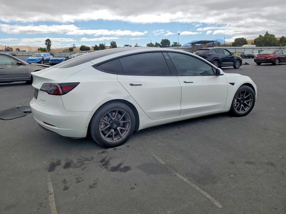 2021 TESLA MODEL 3 3