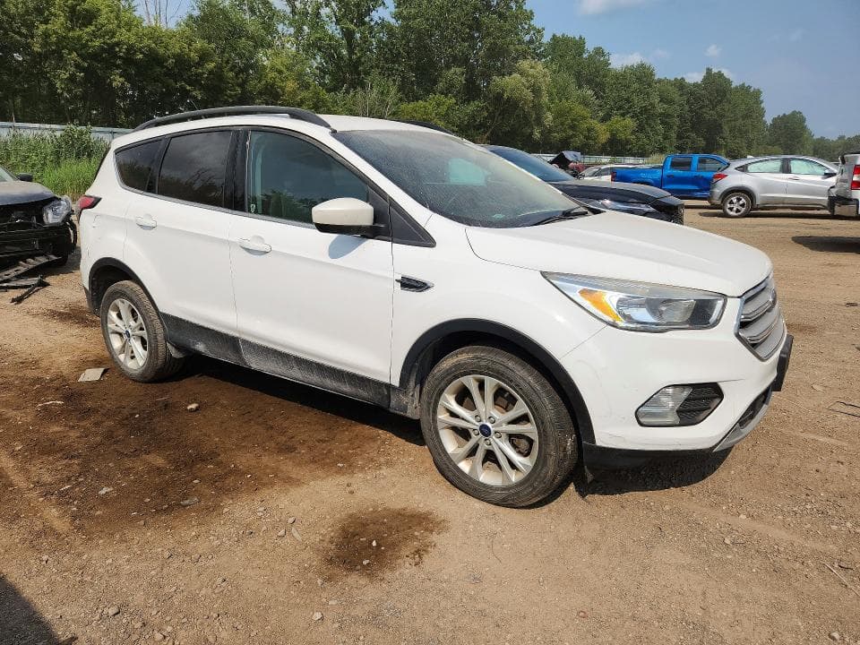2018 FORD ESCAPE SE 4