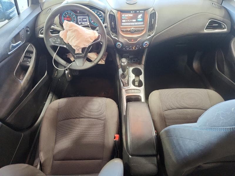 2017 CHEVROLET CRUZE LT 8