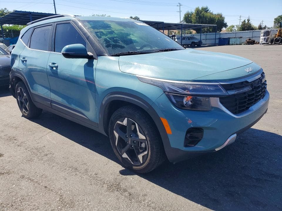 2024 KIA SELTOS EX 4