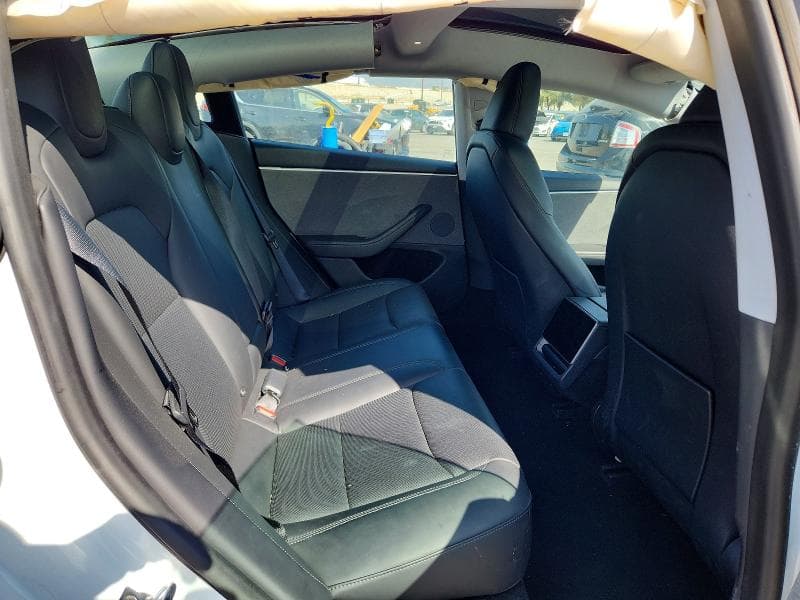 2025 TESLA MODEL 3 10