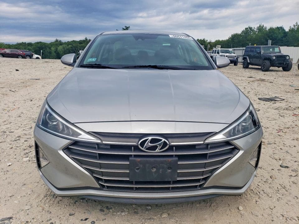 2020 HYUNDAI ELANTRA SEL 5