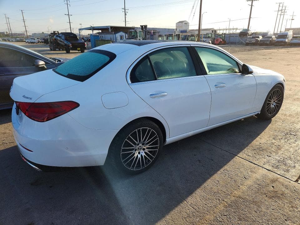 2024 MERCEDES-BENZ C 300 4MATIC 3