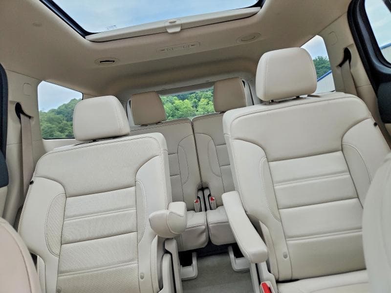 2020 GMC ACADIA DENALI 10
