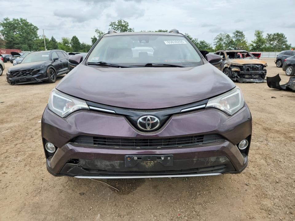 2017 TOYOTA RAV4 XLE 5