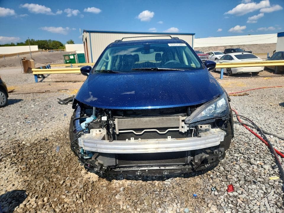 2020 CHRYSLER VOYAGER LXI 5