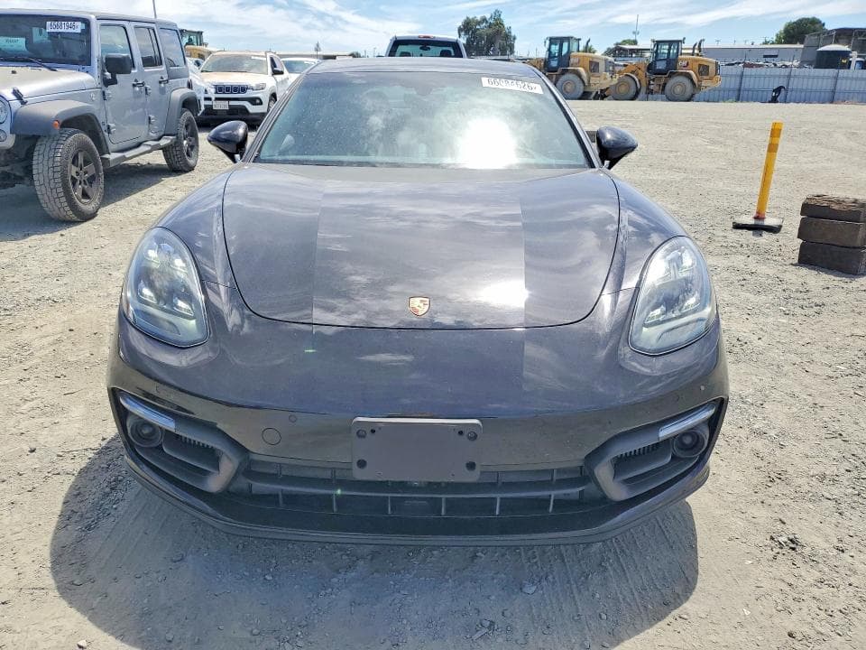 2022 PORSCHE PANAMERA 4 E-HYBRID 5