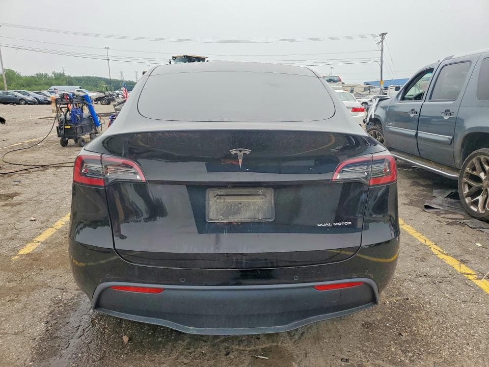 2021 TESLA MODEL Y 6