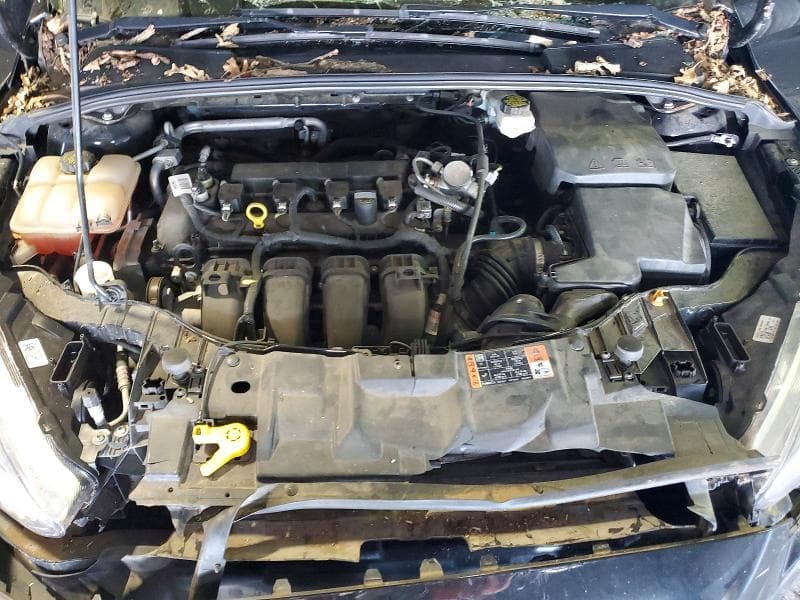 2017 FORD FOCUS SE 11