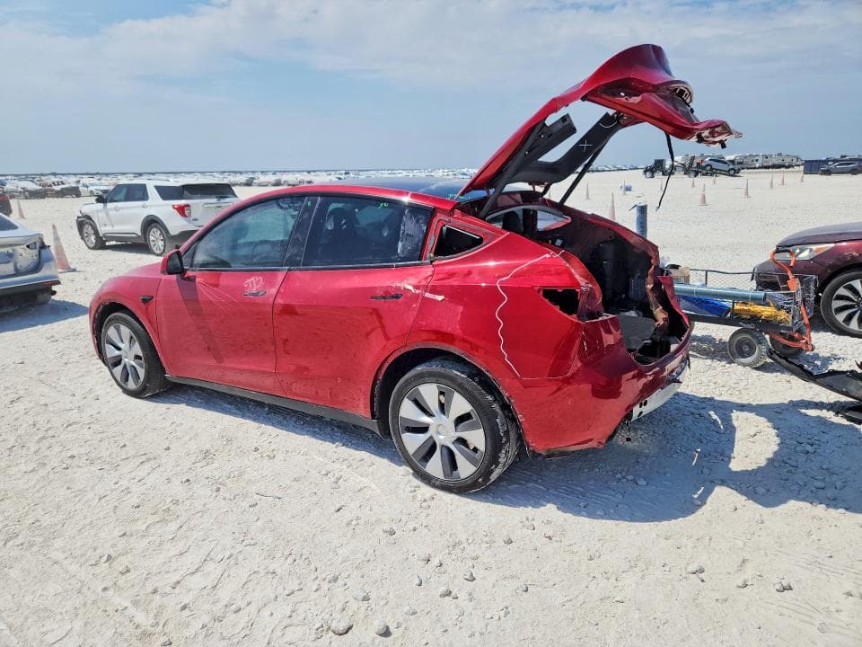 2023 TESLA MODEL Y 2
