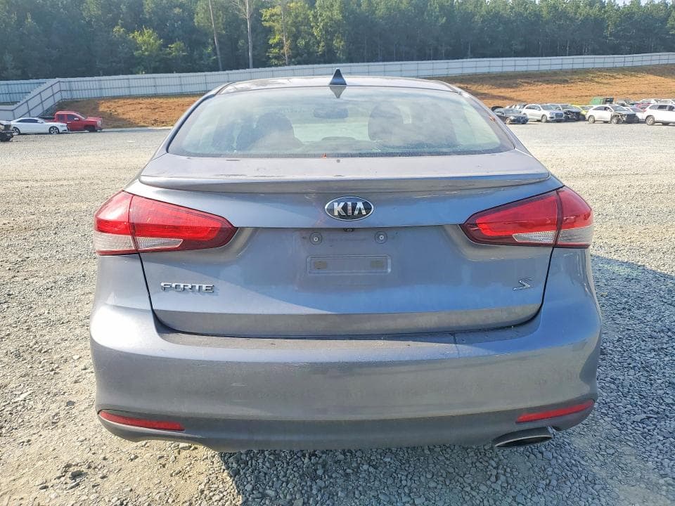 2017 KIA FORTE S 6